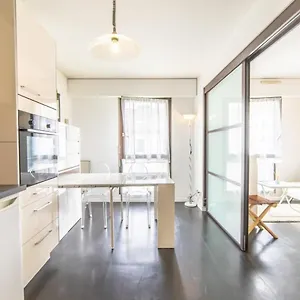 apartment-classified-3-stars-near-downtown-and-lake.hotels-rhonealpes.com/